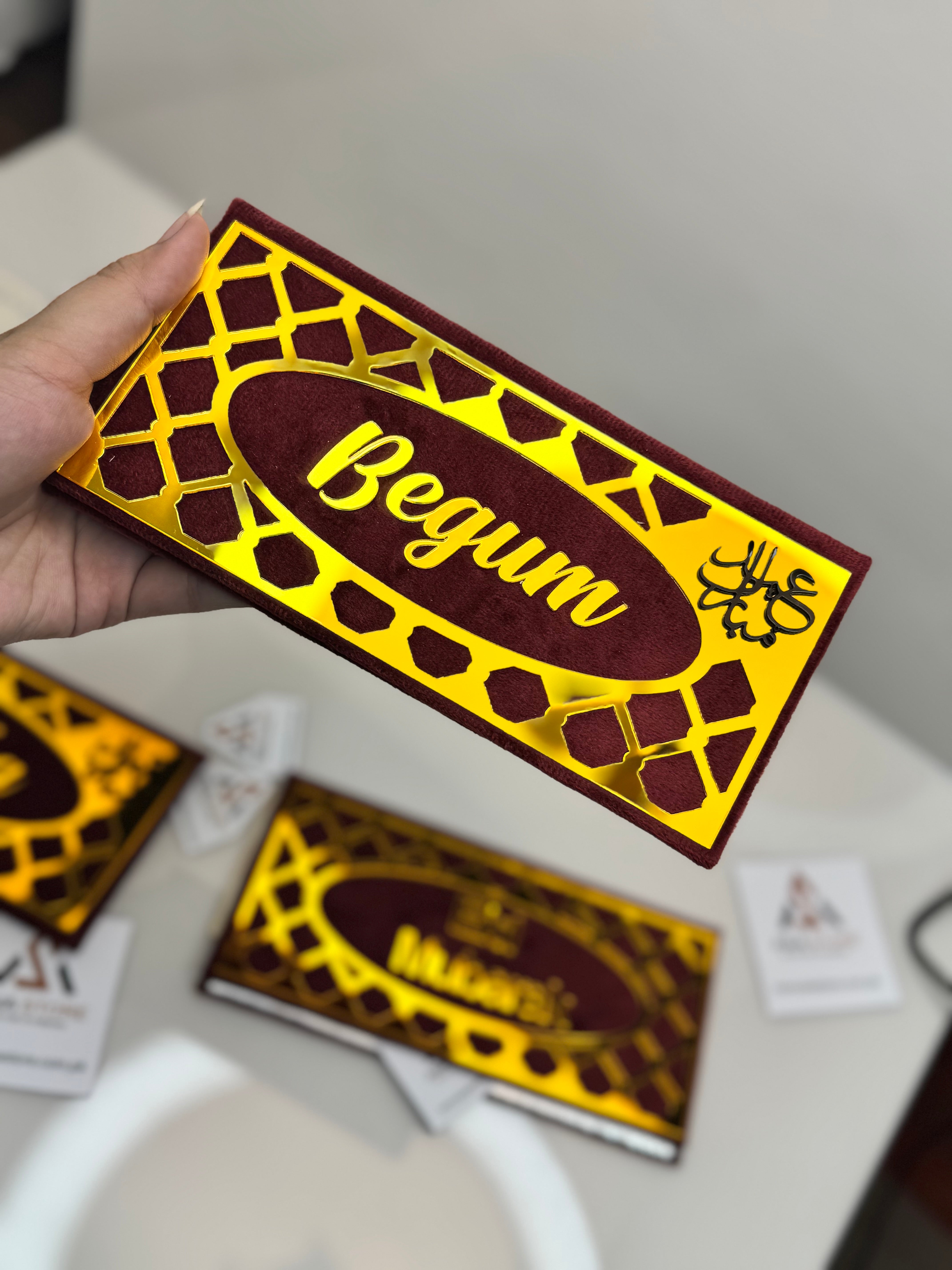 Velvet Eidi Envelope